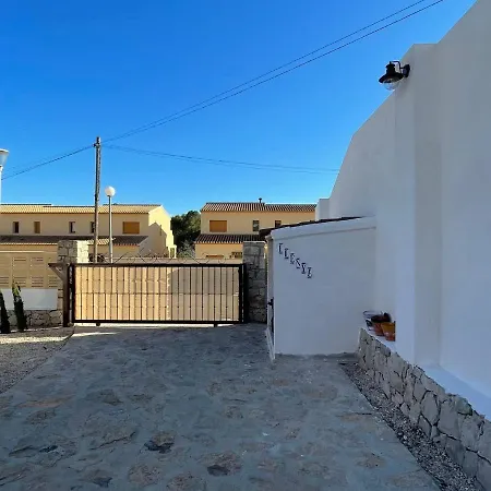 Relax With Private Pool Villa